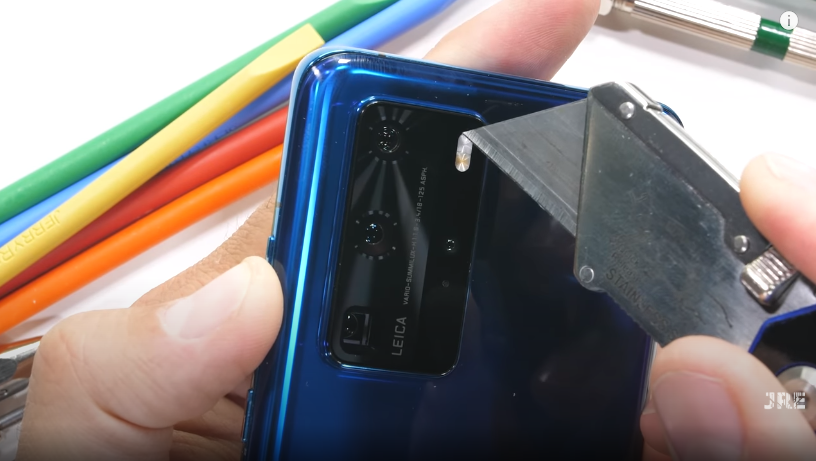 Watch Huawei P40 Pro Durability Test